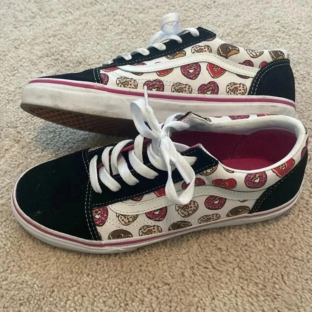 Vans Old Skool Love Donuts Juniors size 7